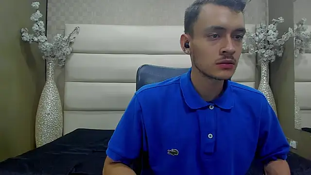 Desmon Clark online show from 03-09-25, 04:27