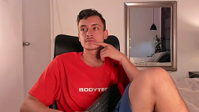 Desmon Clark online show from 03-20-25, 08:51