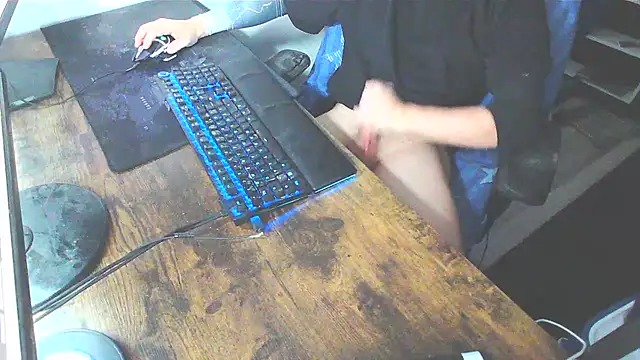 WouldLovetoFuckYou666 online show from 11-30-25, 11:38