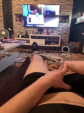 privat-official online show from 04-30-26, 06:37