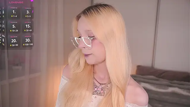 Naughty  Couplles online show from 02-10-26, 04:06