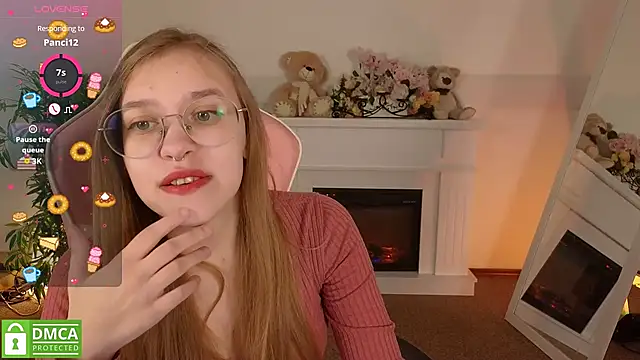 LayriantaVee online show from 03-28-26, 07:09
