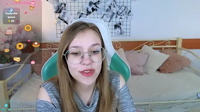 LayriantaVee online show from 04-18-26, 06:16