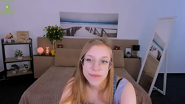 LayriantaVee online show from 03-05-25, 10:00