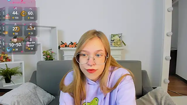 LayriantaVee online show from 09-30-25, 01:17