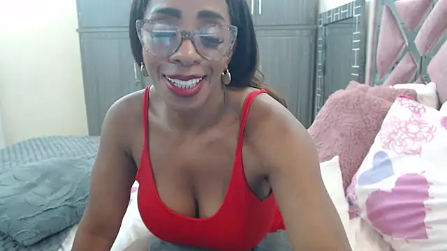 Snapshot of Ginachaudex chatting on 06-23-26, 02:04 Ginachaudex online show from 06-23-26, 02:04