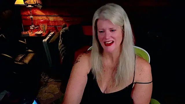 AliceHarlot online show from 11-14-25, 05:11