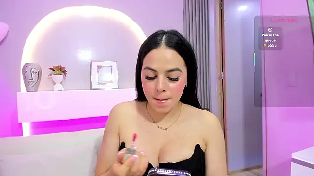 Sensual Sophie  online show from 02-20-26, 07:05