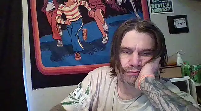 Snapshot of clitstitsandbongrips chatting on 01-19-25, 05:39 clitstitsandbongrips online show from 01-19-25, 05:39