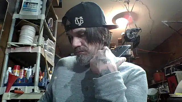Snapshot of clitstitsandbongrips chatting on 12-03-24, 07:28 clitstitsandbongrips online show from 12-03-24, 07:28