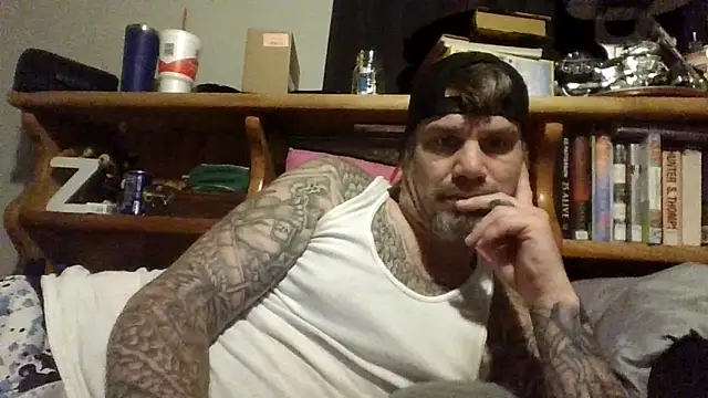 Snapshot of clitstitsandbongrips chatting on 09-18-25, 10:07 clitstitsandbongrips online show from 09-18-25, 10:07