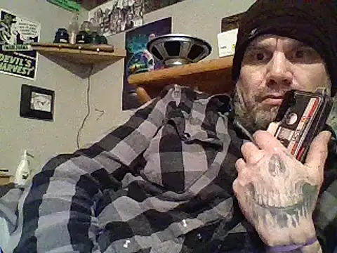 Snapshot of clitstitsandbongrips chatting on 02-04-25, 08:49 clitstitsandbongrips online show from 02-04-25, 08:49