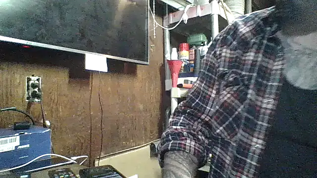 Snapshot of clitstitsandbongrips chatting on 12-15-24, 10:26 clitstitsandbongrips online show from 12-15-24, 10:26