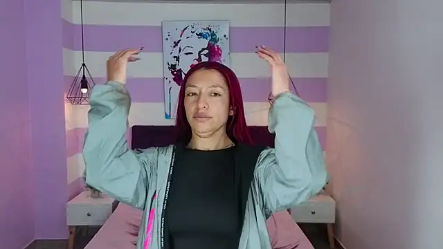 Scarlett  bell online show from 04-08-26, 11:44