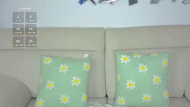 Eliie Ruizz online show from 01-06-26, 04:38