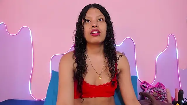 Mingie Rouse online show from 05-13-26, 03:02
