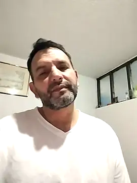 RogueTraveler online show from 02-13-25, 12:02