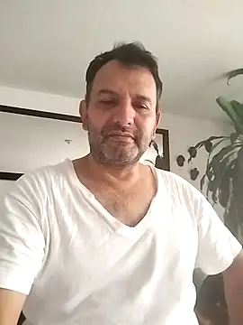 RogueTraveler online show from 02-25-25, 03:20