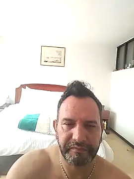 RogueTraveler online show from 02-14-25, 05:03