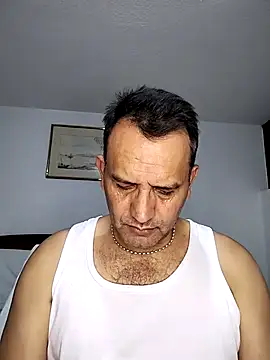 RogueTraveler online show from 11-06-25, 03:32