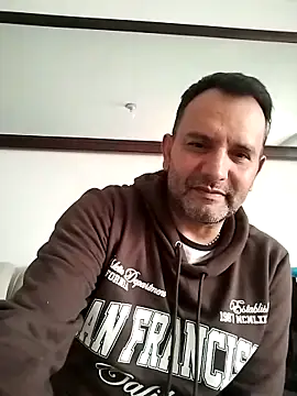 RogueTraveler online show from 11-13-25, 07:40