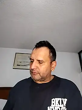 RogueTraveler online show from 10-17-25, 02:48