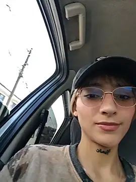 Dani pegin online show from 03-29-26, 02:19