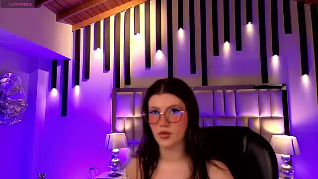 AmberFarrell online show from 05-17-26, 05:46