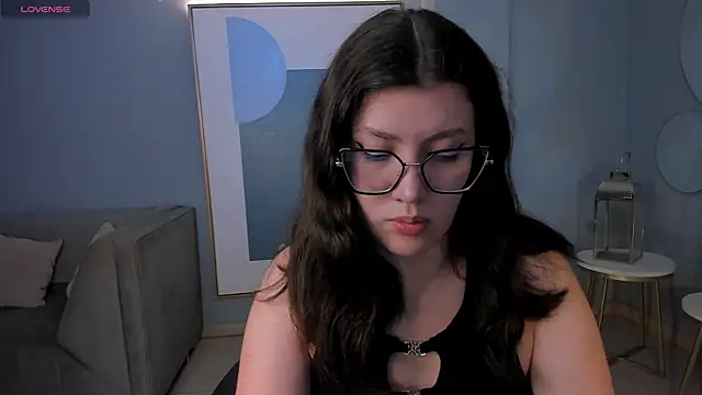 Snapshot of AmberFarrell chatting on 06-13-26, 08:07 AmberFarrell online show from 06-13-26, 08:07