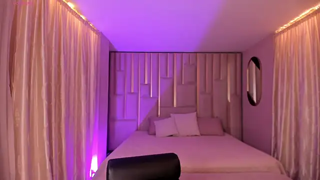 AmberFarrell online show from 10-26-25, 05:57