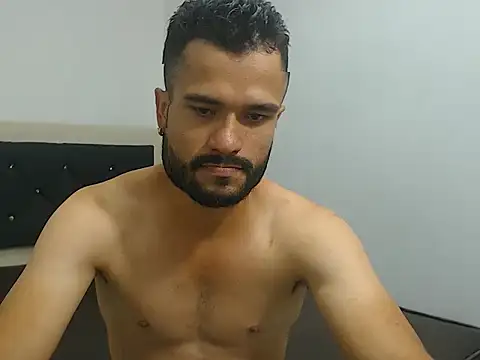 Snapshot of yeikonnht chatting on 03-28-26, 12:11 yeikonnht online show from 03-28-26, 12:11