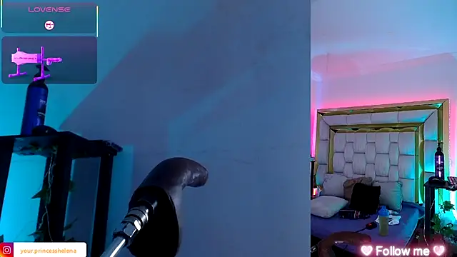 Princess Helena online show from 11-21-25, 01:48