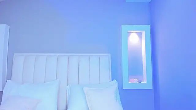 HannaPaola online show from 11-07-25, 10:35