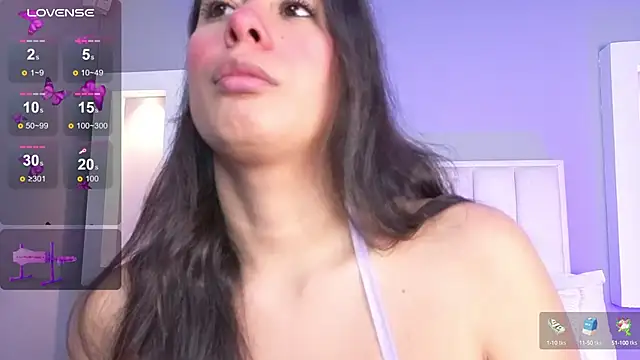 HannaPaola online show from 10-03-25, 10:55