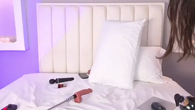 HannaPaola online show from 10-02-25, 11:08