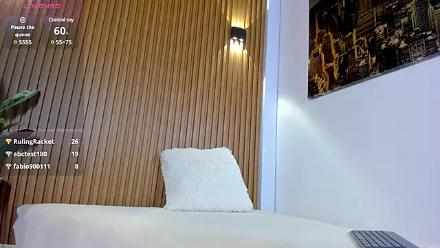 valentina lux online show from 03-19-25, 10:42