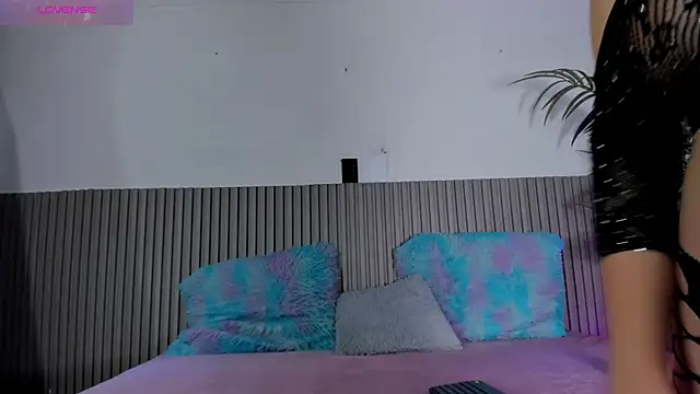 valentina lux online show from 05-26-26, 07:23