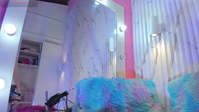 valentina lux online show from 11-13-25, 07:18