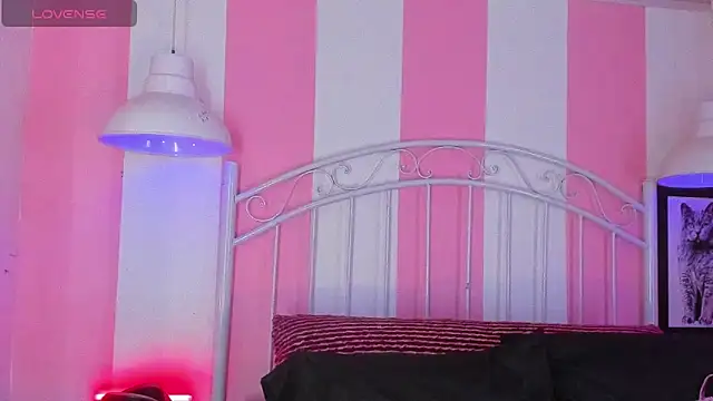 Liah Grey8 online show from 11-14-25, 08:56