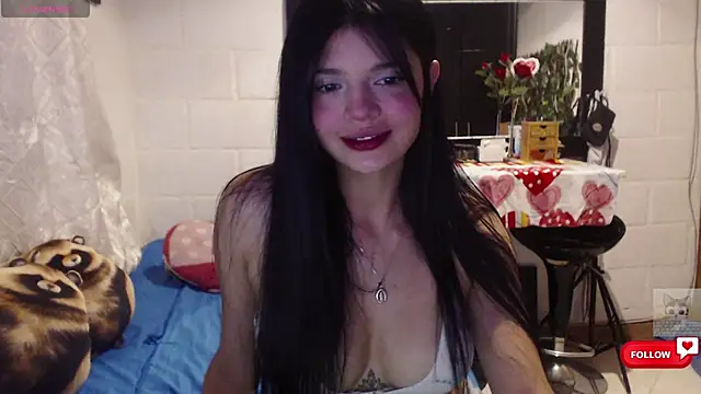 Snapshot of Sarahgin chatting on 02-18-26, 07:54 Sarahgin online show from 02-18-26, 07:54