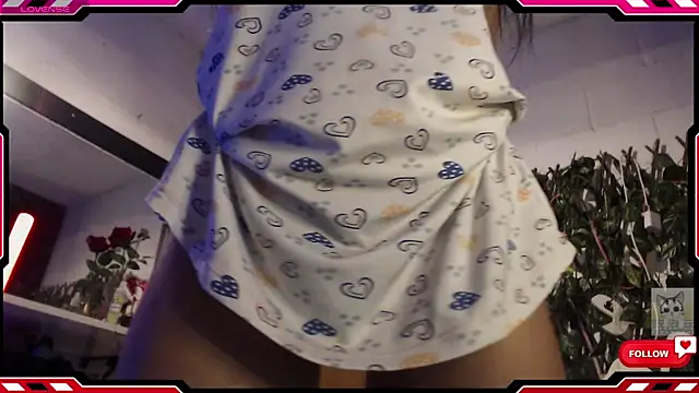 Sarahgin online show from 10-05-25, 09:11