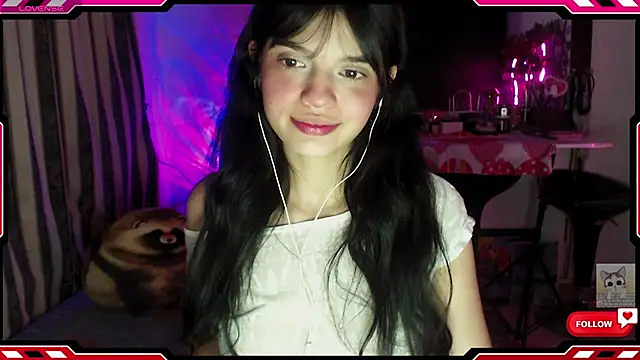 Sarahgin online show from 11-04-25, 08:07