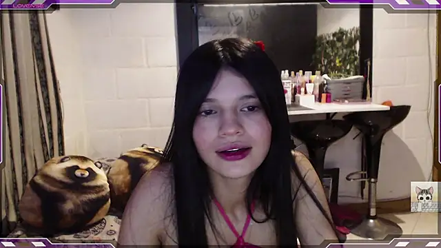 Sarahgin online show from 01-12-25, 01:37
