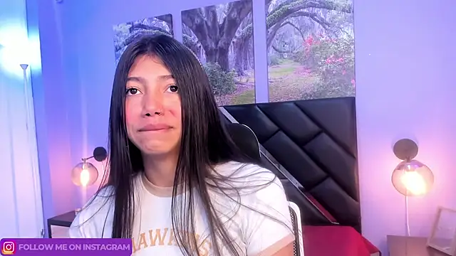 Snapshot of KimberlyVillaLobos chatting on 03-07-25, 11:51 KimberlyVillaLobos online show from 03-07-25, 11:51