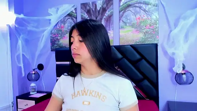 Snapshot of KimberlyVillaLobos chatting on 10-17-25, 11:45 KimberlyVillaLobos online show from 10-17-25, 11:45