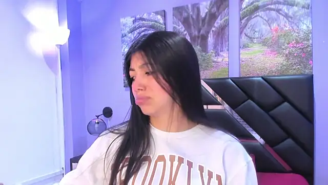 KimberlyVillaLobos online show from 11-24-25, 11:32