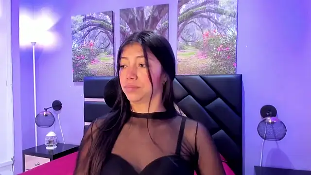 KimberlyVillaLobos online show from 12-15-25, 11:38