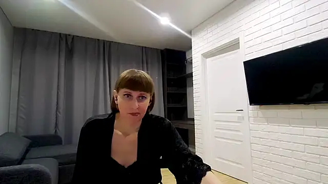 Daniella Lorente online show from 05-07-26, 08:23