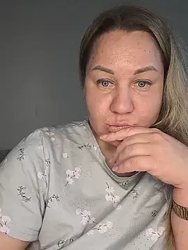 Anna Curvy online show from 02-07-26, 09:50