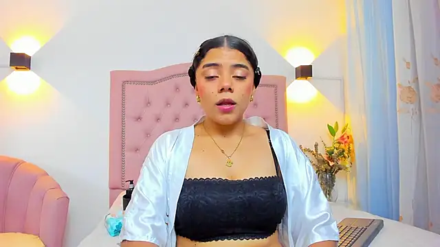 JulieeHabubu online show from 09-25-25, 03:12